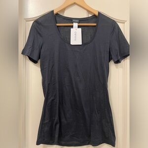 Hanro thin black T shirt size medium NWT!